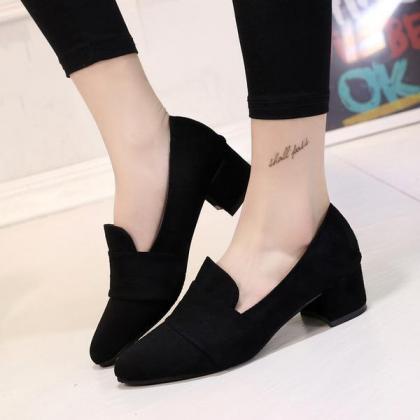 Pointed Toe Low Cut Solid Color Chu..