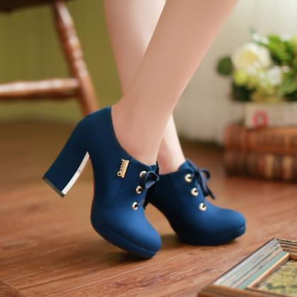Solid Color Lace Up Round Toe Middle Chunk Heels..