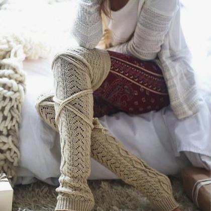 Style Pure Color Knee-high Socks