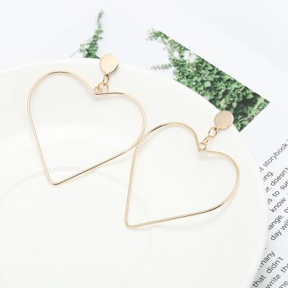 Geometric Exaggeration Of Copper Heart Earrings