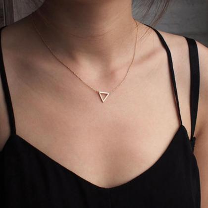 Metal Cut Out Triangle Necklace-1