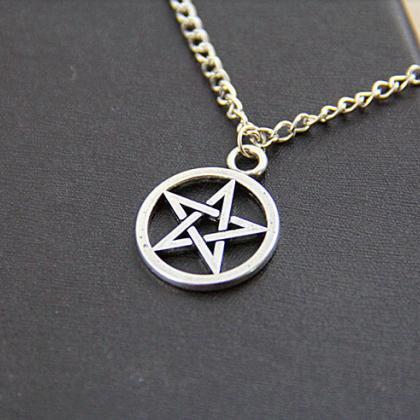 Five Pointed Star Necklace Sweater Chain-silvery