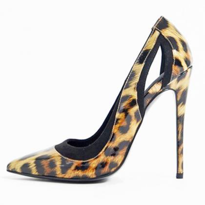 Pointed High Heel Leopard Pattern Lacquer Leather..