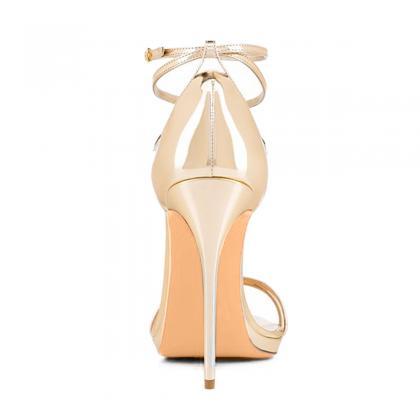 Lacquered T-shaped Toe Bag And High Heels..