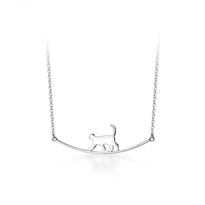 Silvery Cute Climbing Cat Clavicle Chain Necklace