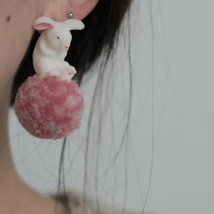 Original Cute Resin Rabbits Earring..