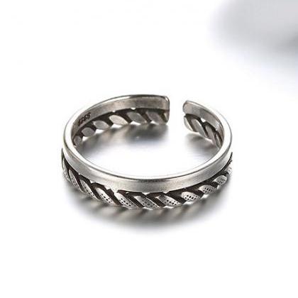 The Trend Of Retro Twist Rope Ring