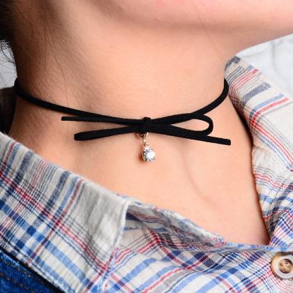 Bowknot Beads Short Choker Necklace