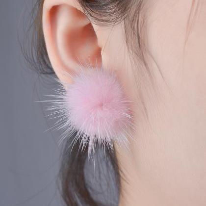 Sweet Furry Ball Women's Earrings