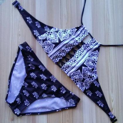 Sexy Print Halter Hollow Out Two Pi..