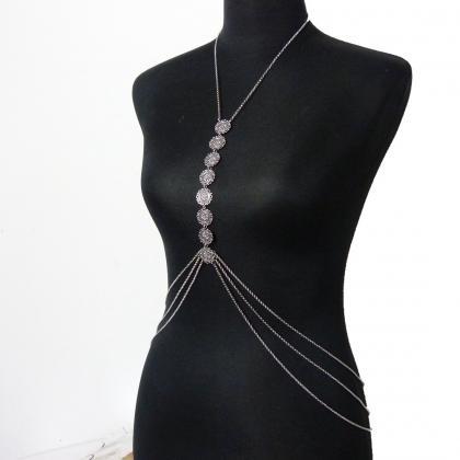 Sexy Fashion Texture Simple Carved Disc Body Chain