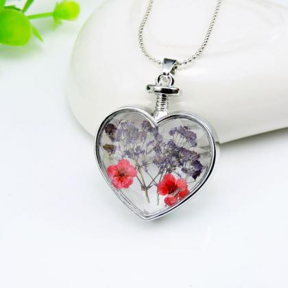 The Flower Locket Alloy Heart Pendant Necklace