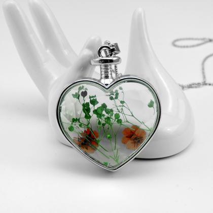 The Flower Locket Alloy Heart Pendant Necklace
