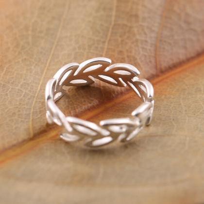 Fashion Simple Leaves Open Ring Hollow Out