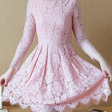 2017 Temperament Long Sleeved Lace Dress