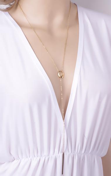 Geometric Triangle Sequins Clavicle Necklace