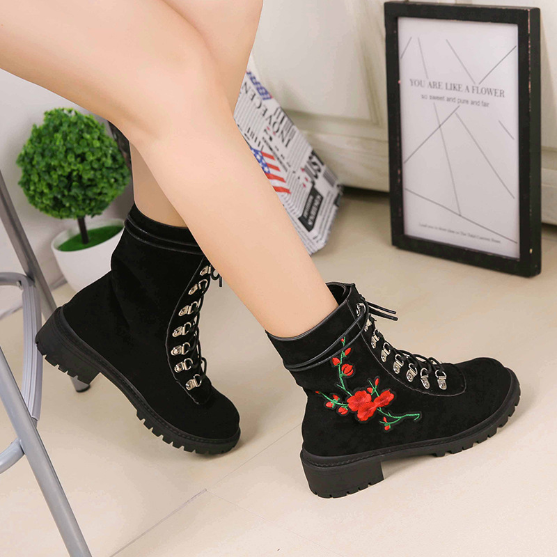 Scrub Pure Color Laceup Chunky Heel Round Toe Boots on Luulla