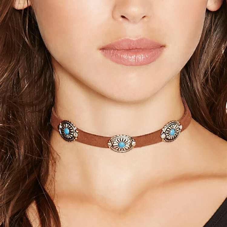 Bohemian Style Retro Simple Metal Flower Plate Turquoise Neck Chain Collar
