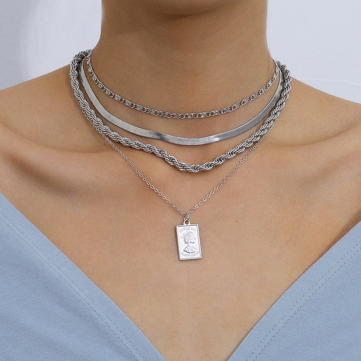 Twist Chain Geometric Necklace-silvery