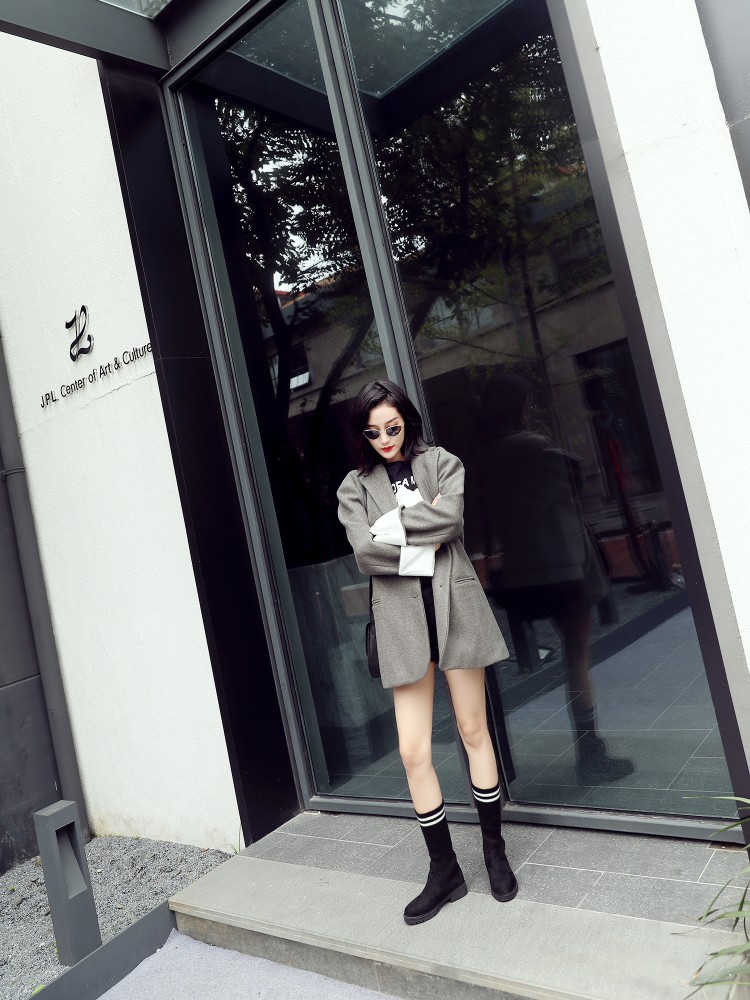 College Style Suede Round Head Color Blocking Knitted Short Boots