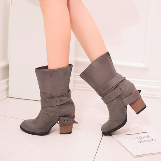Gray Pointed Thick Heel Large Frosted Boots