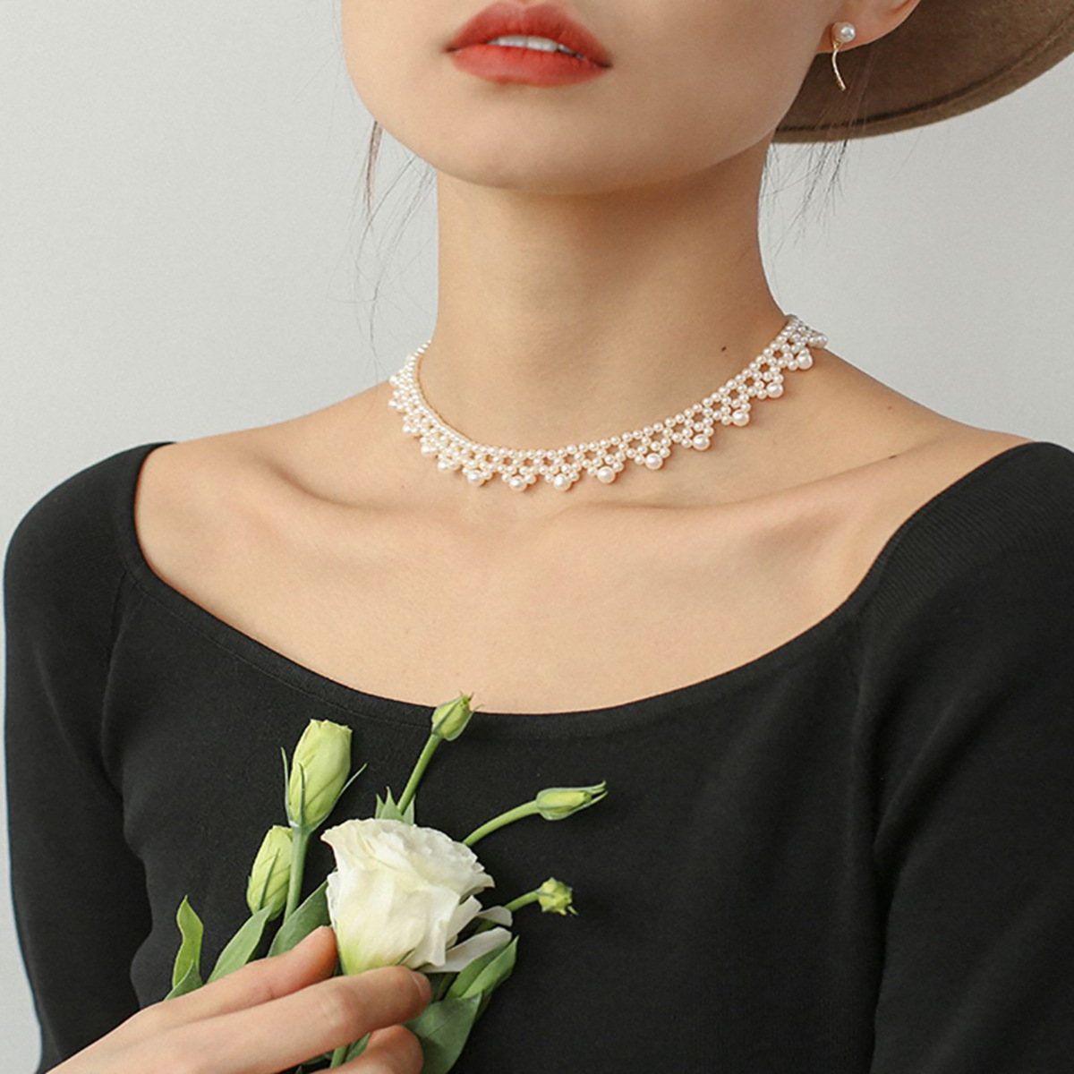 Vintage Woven Lace Tassel Clavicle Chain Temperament Imitation Pearl Hollow Out Versatile Necklace