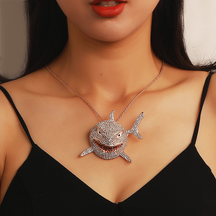 Diamond Pendant Necklace Retro Punk Exaggerated Large Shark Clavicle Chain Couple Accessories