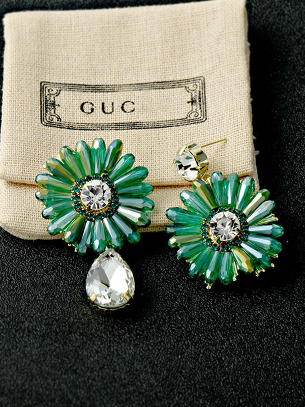 Green Original Vintage Asymmetric Floral Earrings Accessories