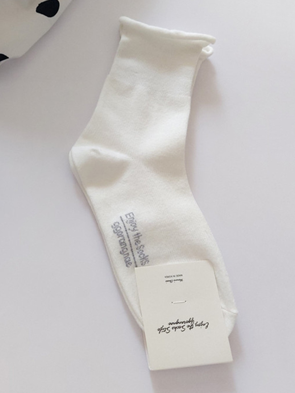 White Simple Casual Socks