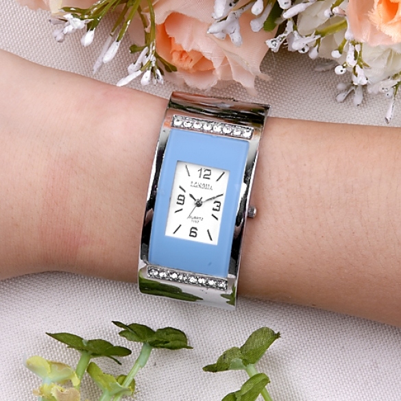 Women Elegant Fashion Bracelet Quartz Wrist Watch Blue