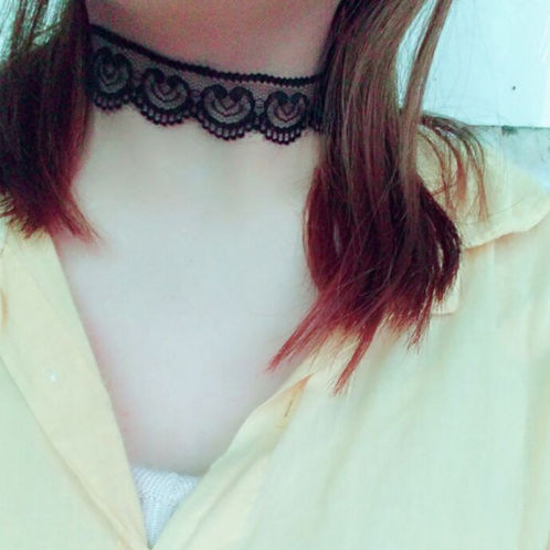 Lace Heart Smile Short Necklace