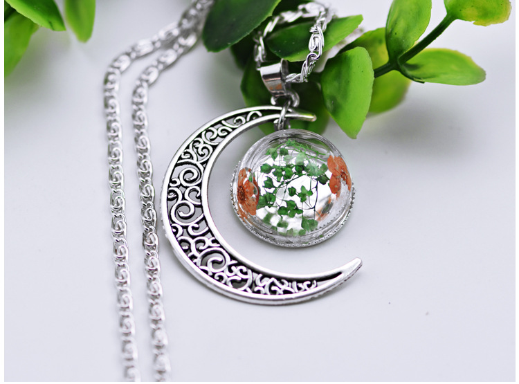 The Moon Hollow Hemisphere Cover Glass Flower Silver Necklace