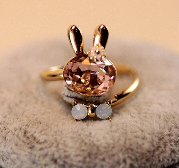 Delicate Opening Of Embryonic Rabbit Crystal Bow Rings