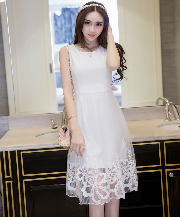 Sleeveless Small Sweet Wind Embroidery Party Dress