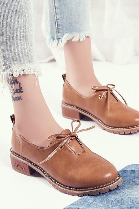 Single Eyelet Leather Lace-Up Oxfords - White/ Brown