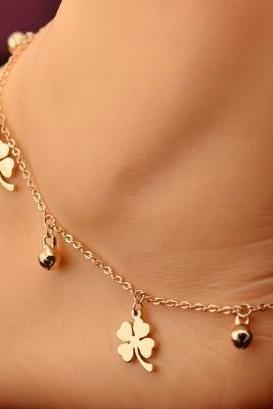 Delicate Four-leaf Clover With Three Bells Anklets