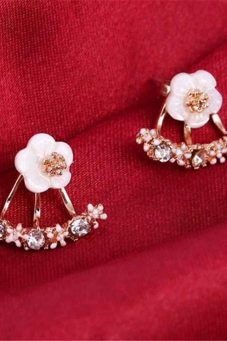 Small Daisy Flowers After Hanging Earrings