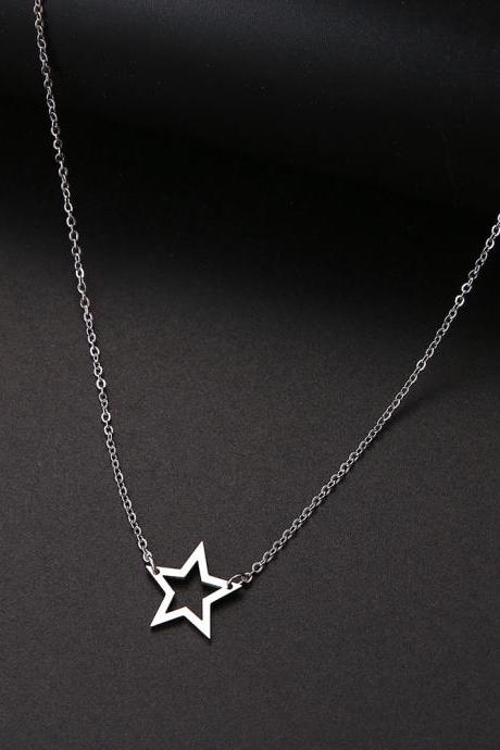 Women Hollow Pentagram Pendant Stainless Steel Necklace Fashion Jewelry Friend Gift