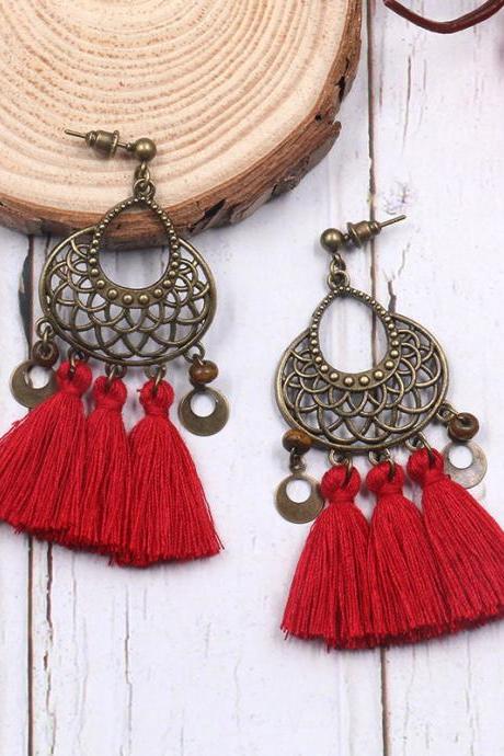 Creative Exaggeration Hollow Out U-shaped Woven Long Earrings-10
