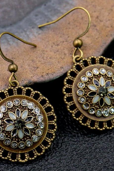 Retro Ethnic Style Geometric Round Flower Oil Dripping Diamond Earrings