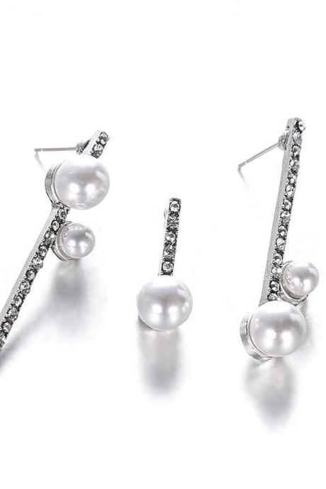 Geometric round pearl inlaid diamond asymmetric Stud Earrings
