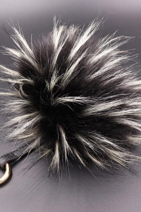 Super Large 13cm Raccoon Dog Hair Like Ball Key Ring High Grade Leather Rope Hair Like Bag Car Key Ring Pendant-3