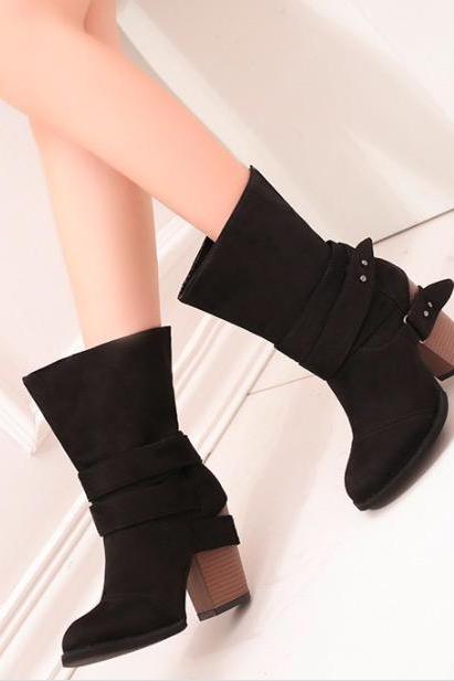 Black Pointed Thick Heel Large Frosted Boots
