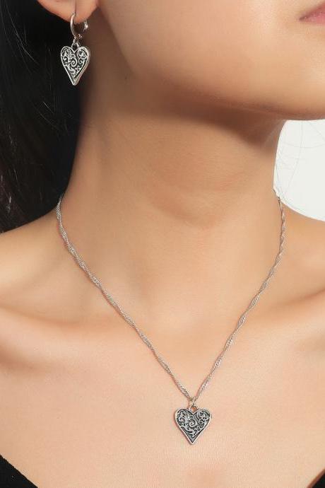 Love Necklace Earring Set Metal Hollow Peach Heart Pendant 2-piece Set