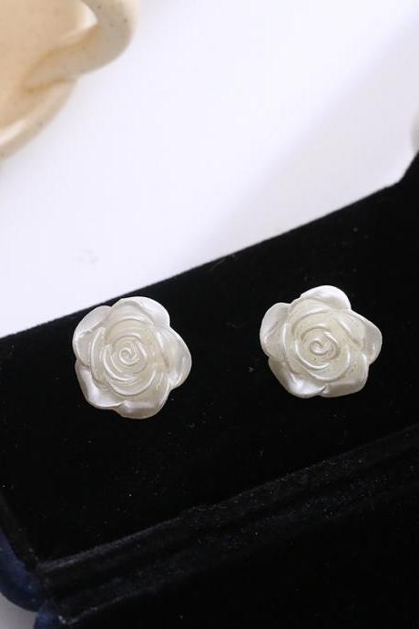 Fashion Floral Solid Shiny Earrings