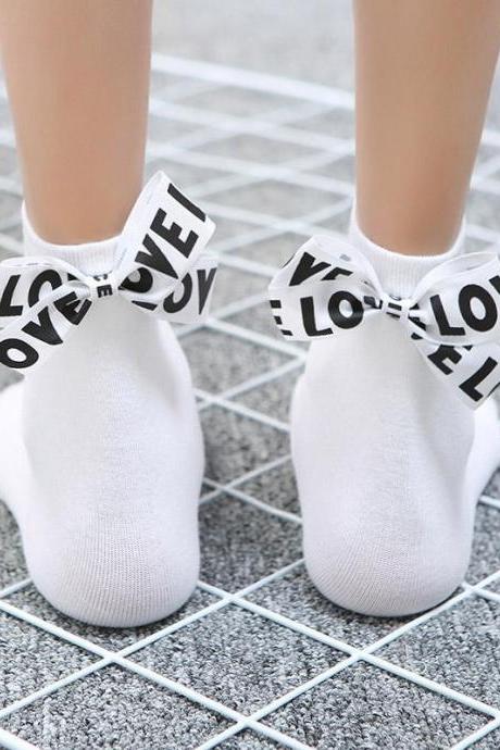 WHITE Tide Letter Bow Decoration Socks