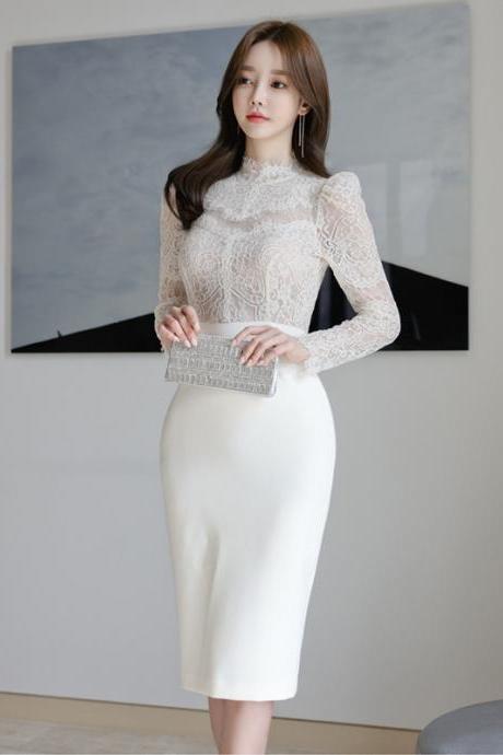 Stylish and Slimming Long-Sleeved Lace One-Step Dress