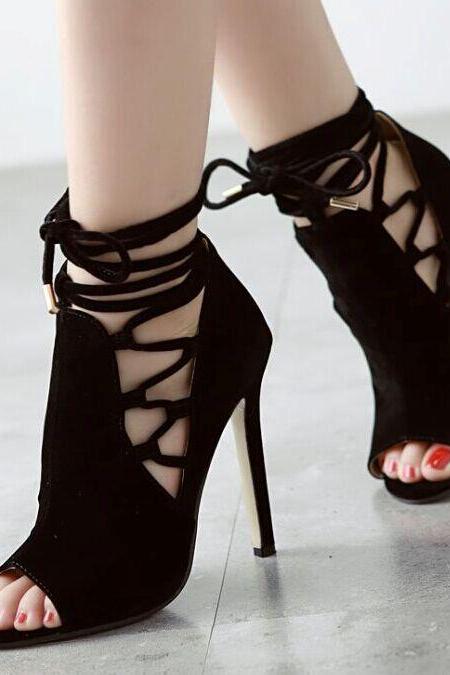 Sexy Strap Lace Up Hollow Out Black Sandals