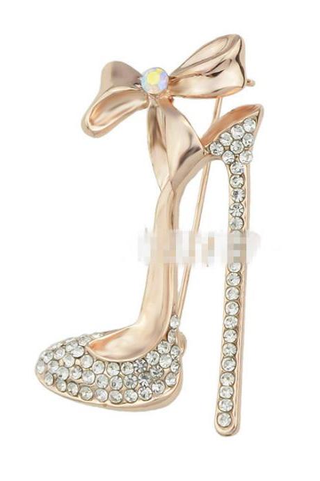 High heels full diamond brooch texture