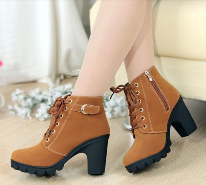 lace up buckle boots